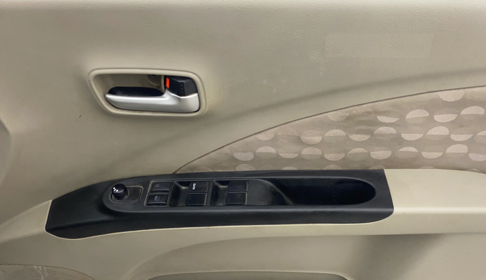 2016 Maruti Celerio ZXI AMT, Petrol, Automatic, 75,115 km, Driver Side Door Panels Control