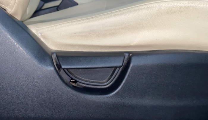 2021 Hyundai NEW SANTRO MAGNA, Petrol, Manual, 30,796 km, Driver Side Adjustment Panel