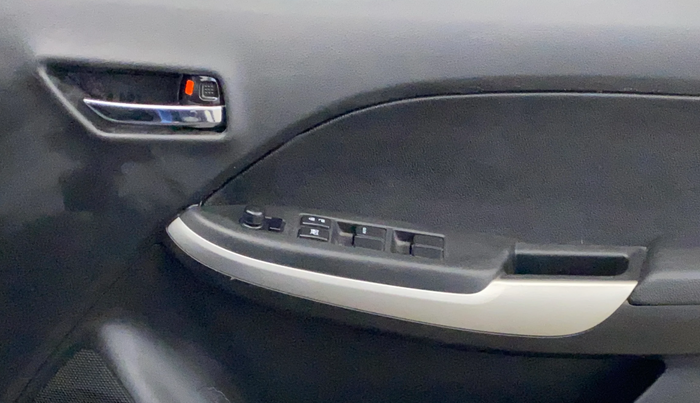 2016 Maruti Baleno DELTA PETROL 1.2, Petrol, Manual, 96,019 km, Driver Side Door Panels Control