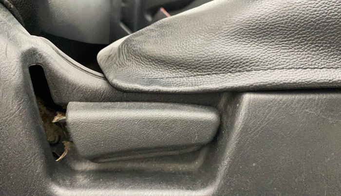 2020 Maruti Alto LXI, Petrol, Manual, 46,870 km, Driver Side Adjustment Panel