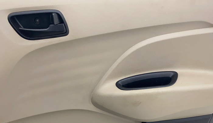 2020 Hyundai NEW SANTRO ERA EXECUTIVE, Petrol, Manual, 92,639 km, Driver Side Door Panels Control