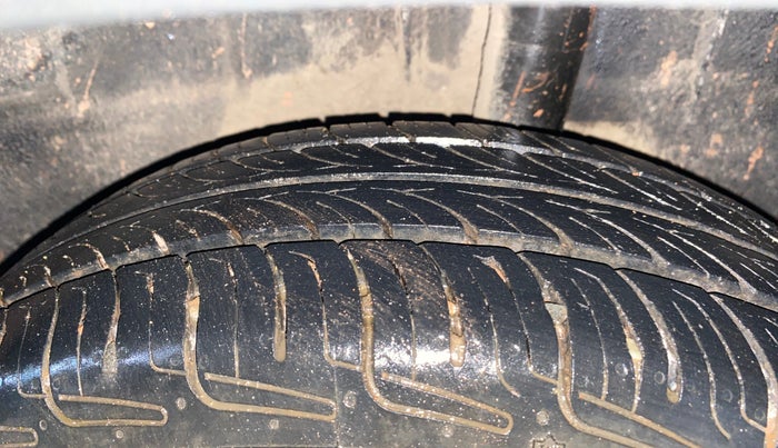 2021 Renault Kwid RXL, Petrol, Manual, 58,811 km, Left Rear Tyre Tread