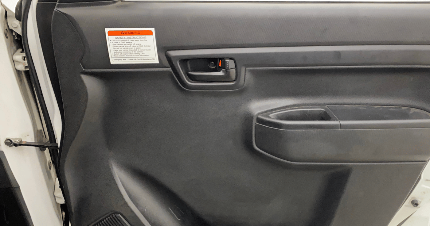 2021 Maruti S PRESSO VXI CNG, CNG, Manual, 32,177 km, Driver Side Door Panels Control