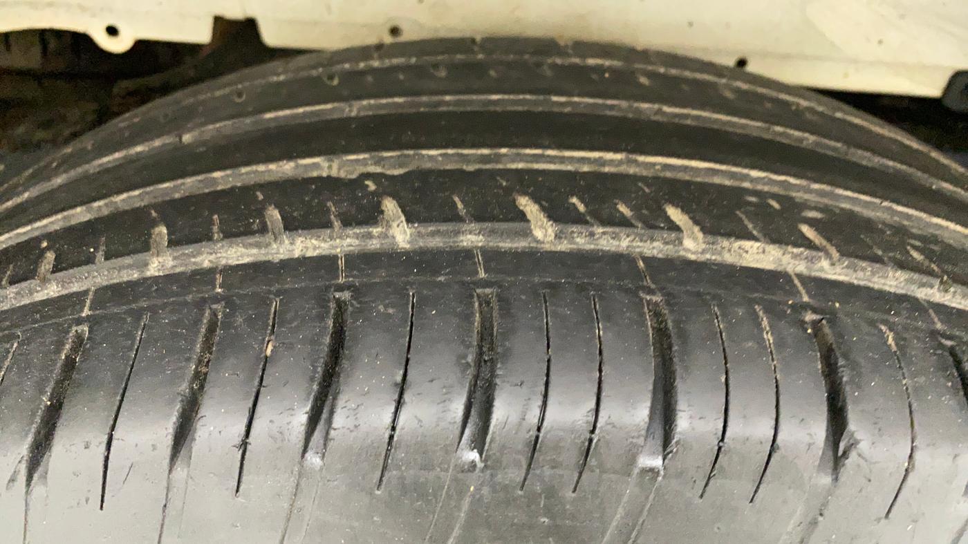 2020 Mahindra Scorpio S5, Diesel, Manual, 56,893 km, Right Rear Tyre Tread