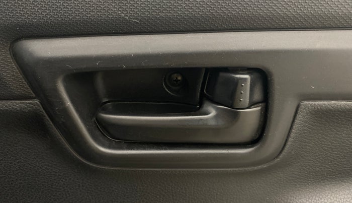 2023 Maruti S PRESSO VXI+, Petrol, Manual, 21,764 km, Driver Side Door Panels Control