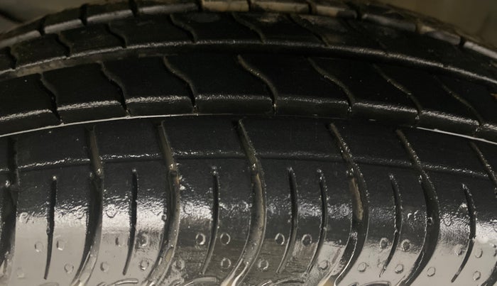 2023 Maruti S PRESSO VXI+, Petrol, Manual, 21,764 km, Left Front Tyre Tread