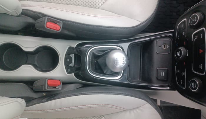 2019 Jeep Compass LIMITED (O) 2.0 DIESEL, Diesel, Manual, 1,01,511 km, Gear Lever