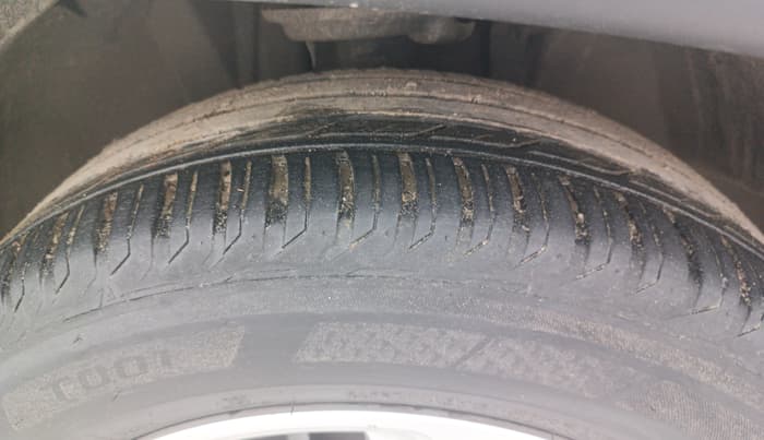 2019 Jeep Compass LIMITED (O) 2.0 DIESEL, Diesel, Manual, 1,01,511 km, Right Front Tyre Tread