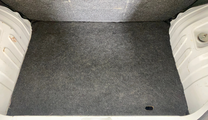 2022 Renault Kwid CLIMBER 1.0 (O) DUAL TONE, Petrol, Manual, 45,522 km, Boot Inside