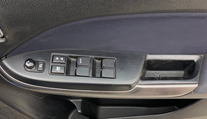 2020 Maruti Baleno ZETA CVT PETROL 1.2, Petrol, Automatic, 54,429 km, Driver Side Door Panels Control