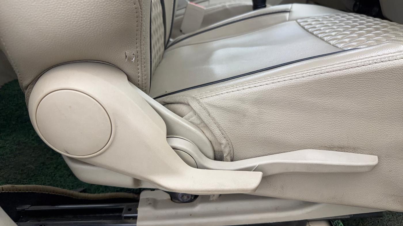 2024 Maruti Dzire ZXI CNG, CNG, Manual, 87,077 km, Driver Side Adjustment Panel