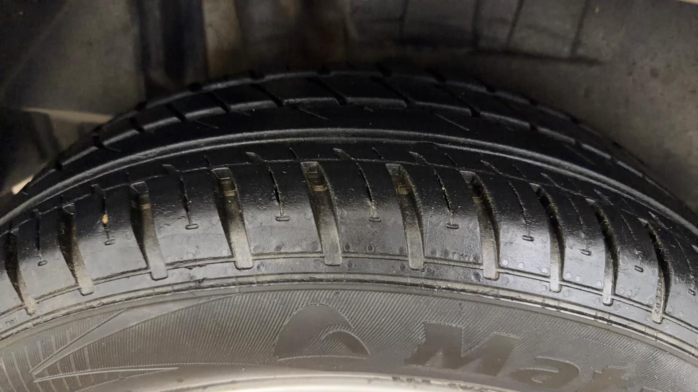 2024 Maruti Dzire ZXI CNG, CNG, Manual, 87,077 km, Right Rear Tyre Tread