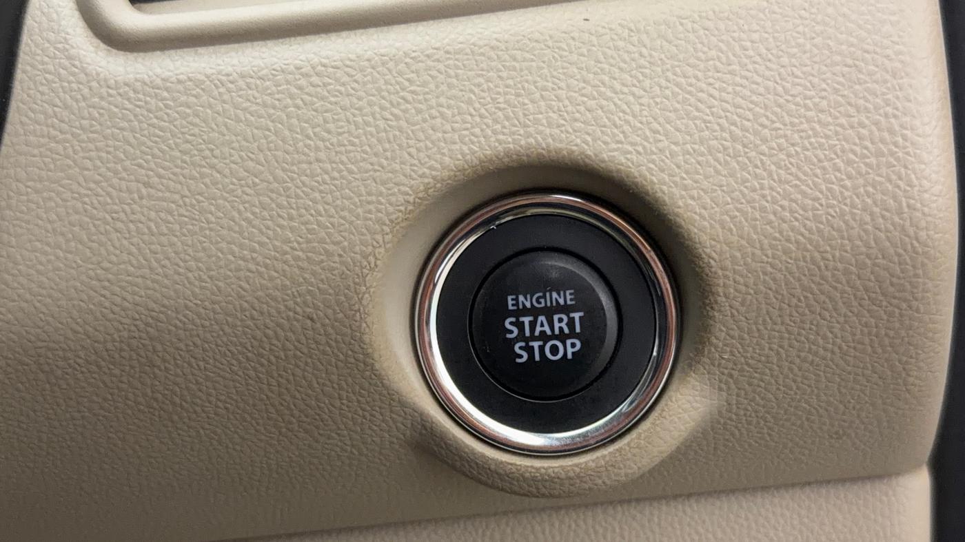 2024 Maruti Dzire ZXI CNG, CNG, Manual, 87,077 km, Keyless Start/ Stop Button