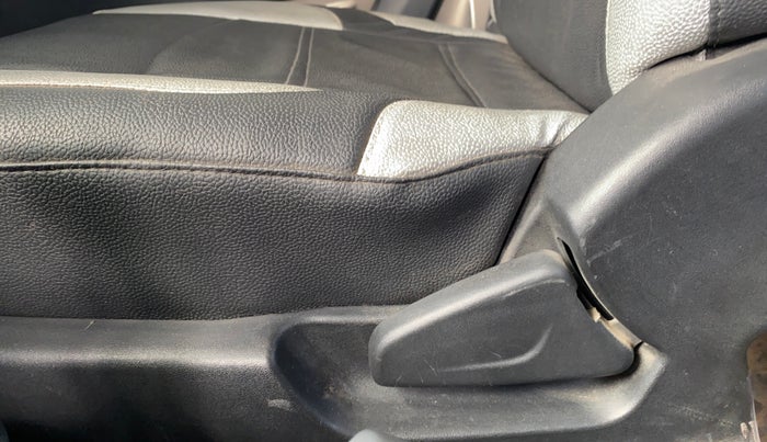 2018 Datsun Redi Go S 1.0 AMT, Petrol, Automatic, 28,005 km, Driver Side Adjustment Panel