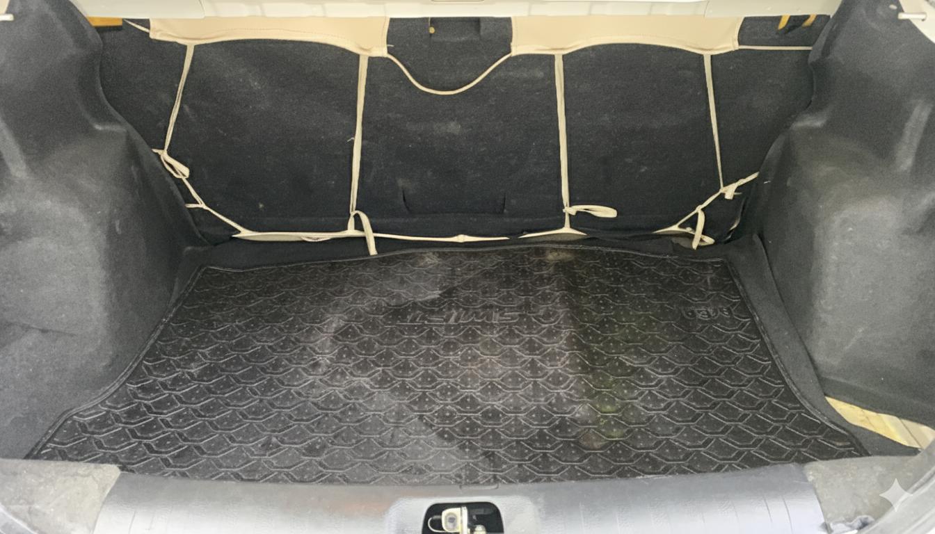 2016 Maruti Swift Dzire VXI AT, Petrol, Automatic, 85,496 km, Boot Inside