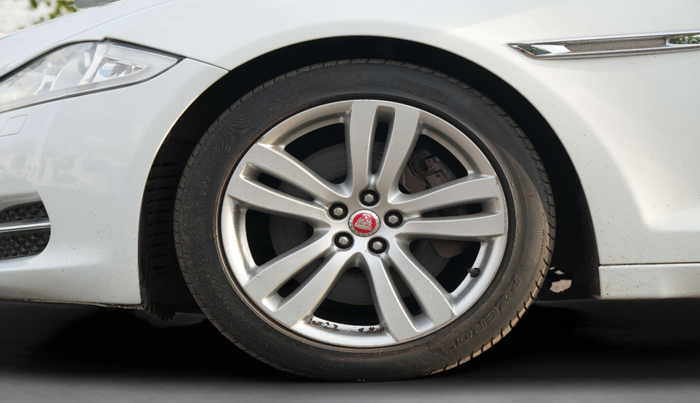 2014 Jaguar XJ L 3.0 V 6 PORTFOLIO, Diesel, Automatic, 73,206 km, Left Front Wheel