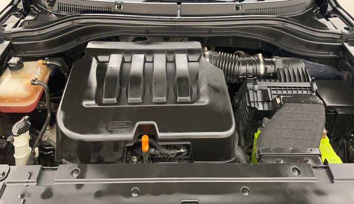 2022 Mahindra XUV700 AX 7 LUXURY P AT 7 STR, Petrol, Automatic, 46,504 km, Engine View