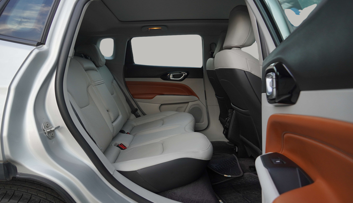 2021 Jeep Compass LIMITED (O) 1.4 PETROL AT, Petrol, Automatic, 32,364 km, Right Side Rear Door Cabin