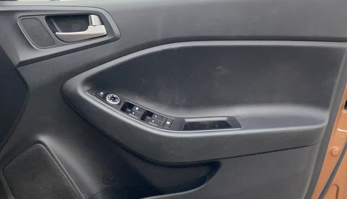 2019 Hyundai i20 Active 1.2 SX, Petrol, Manual, 72,972 km, Driver Side Door Panels Control