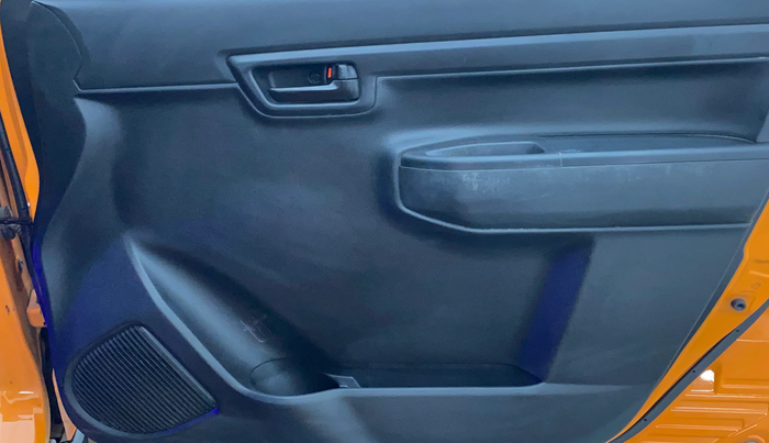 2020 Maruti S PRESSO VXI+, Petrol, Manual, 33,331 km, Driver Side Door Panels Control