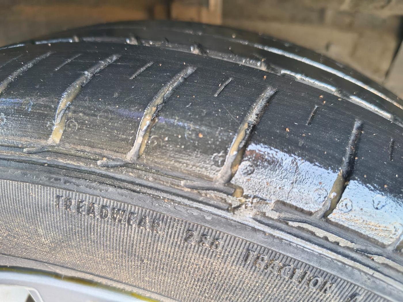 2022 Maruti Ciaz ZETA 1.5 SHVS MT PETROL, Petrol, Manual, 24,037 km, Right Front Tyre Tread
