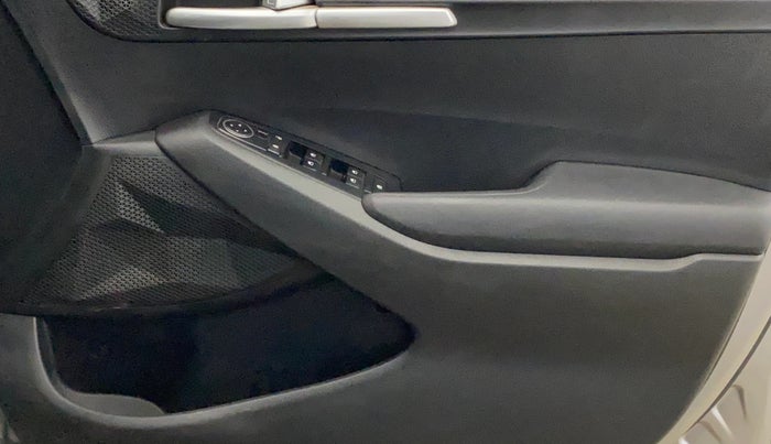 2019 KIA SELTOS HTK 1.5 PETROL, Petrol, Manual, 59,479 km, Driver Side Door Panels Control