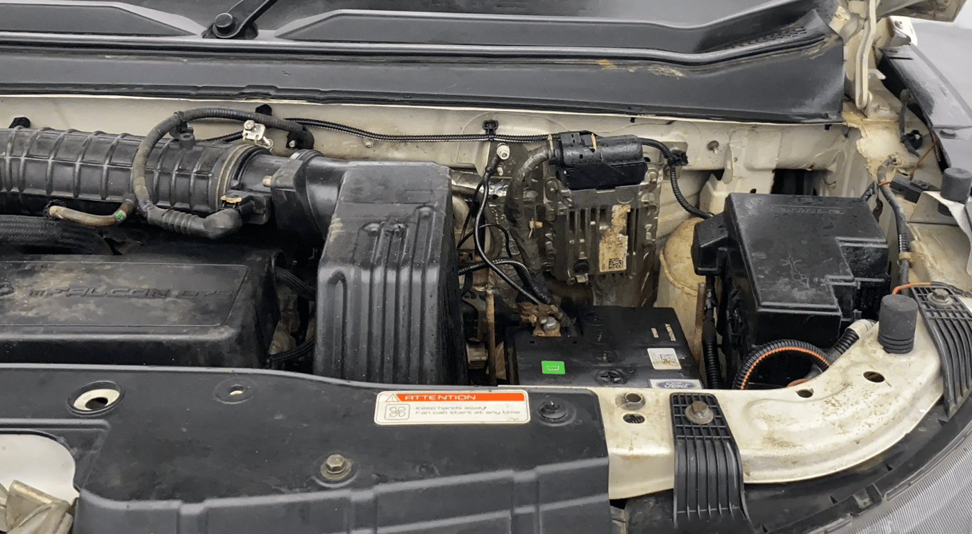 2017 Mahindra KUV 100 NXT K4+ D 6 STR, Diesel, Manual, 98,054 km, Engine View - Left