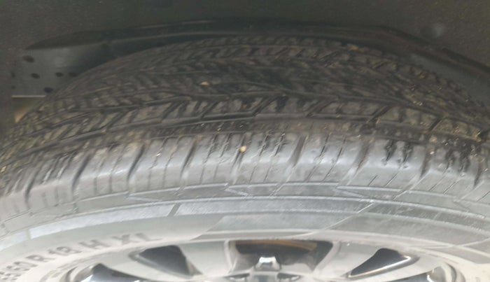 2020 Ford Endeavour TITANIUM PLUS 2.0 4X2 AT SUNROOF, Diesel, Automatic, 98,458 km, Right Rear Tyre Tread