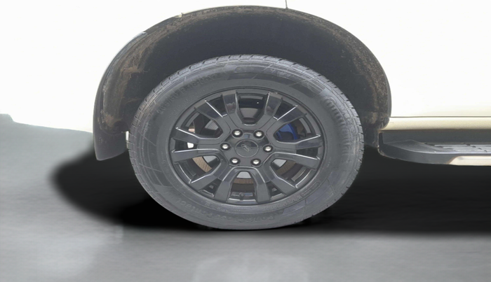 2020 Ford Endeavour TITANIUM PLUS 2.0 4X2 AT SUNROOF, Diesel, Automatic, 98,458 km, Right Rear Wheel