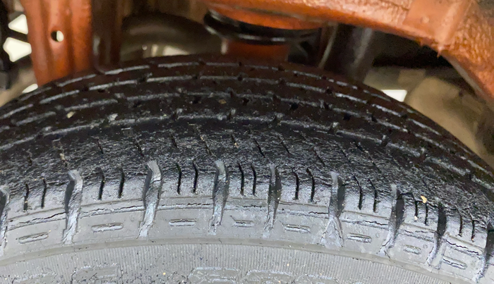 2014 Maruti Alto K10 VXI, Petrol, Manual, 45,415 km, Right Rear Tyre Tread