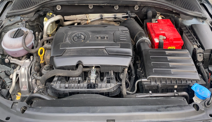 2018 Skoda Octavia L&K 1.8 TSI AT, Petrol, Automatic, 66,014 km, Engine View