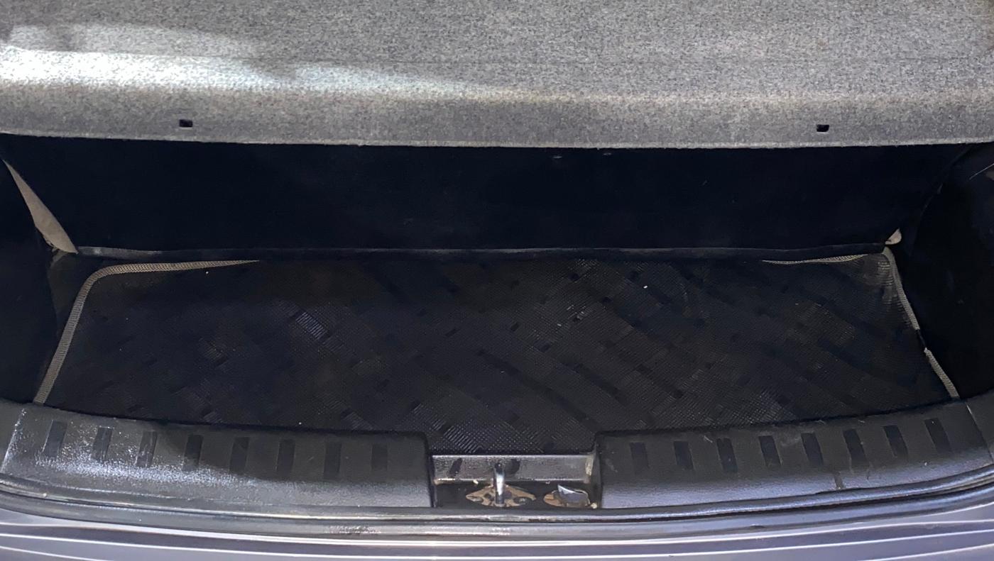 2014 Maruti Swift VXI, Petrol, Manual, 68,323 km, Boot Inside