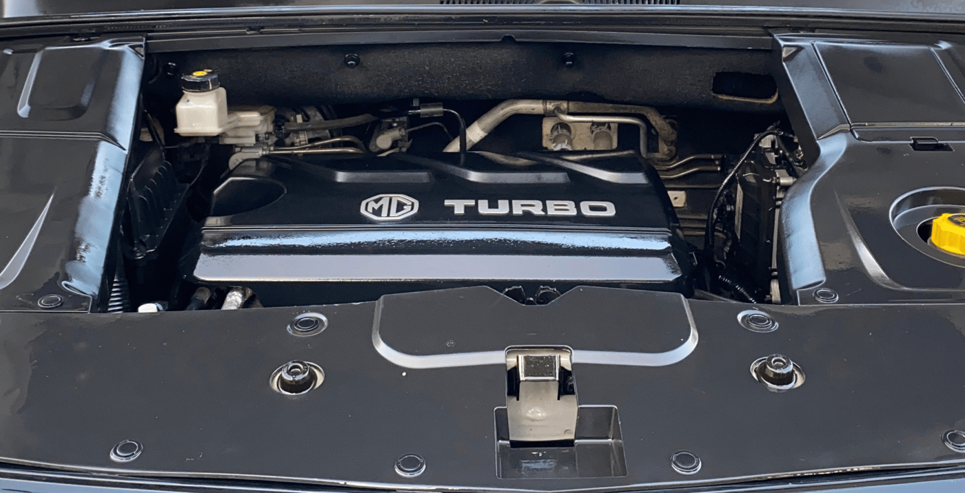 2021 MG HECTOR PLUS SHARP 1.5 PETROL TURBO HYBRID MT 6-STR, Petrol, Manual, 40,877 km, Engine View