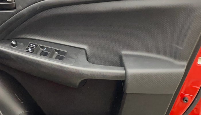 2024 Maruti BREZZA LXI, Petrol, Manual, 6,875 km, Driver Side Door Panels Control