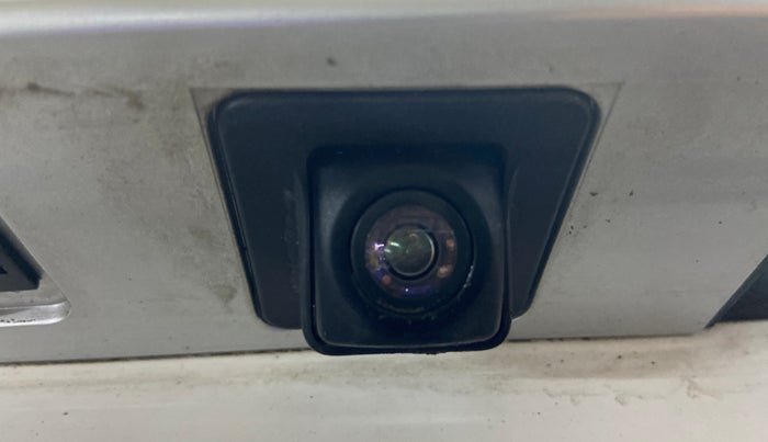 2021 MG HECTOR PLUS SUPER 1.5 PETROL TURBO HYBRID MT 7-STR, Petrol, Manual, 30,423 km, Parking Camera