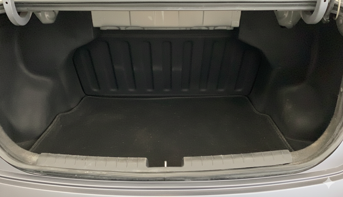 2017 Hyundai Xcent S 1.2, Petrol, Manual, 69,520 km, Boot Inside