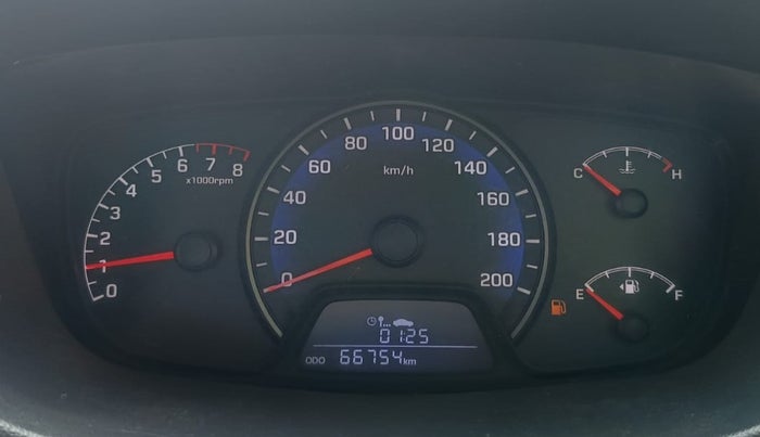 2015 Hyundai Xcent S 1.2, Petrol, Manual, 66,661 km, Odometer Image