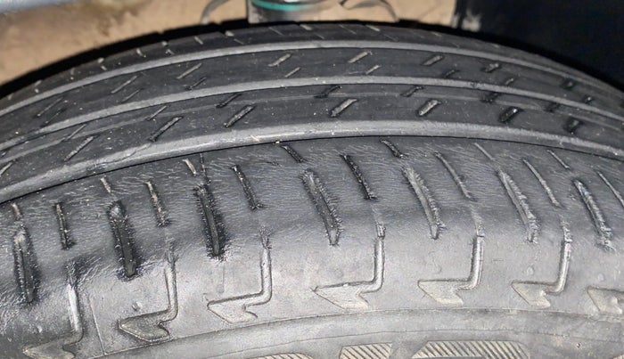2022 Maruti IGNIS ZETA 1.2, Petrol, Manual, 53,617 km, Right Front Tyre Tread