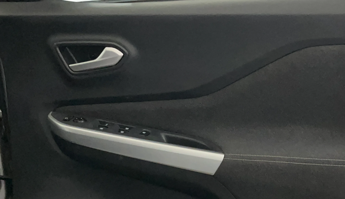 2021 Nissan MAGNITE XV PREMIUM TURBO CVT, Petrol, Automatic, 41,790 km, Driver Side Door Panels Control