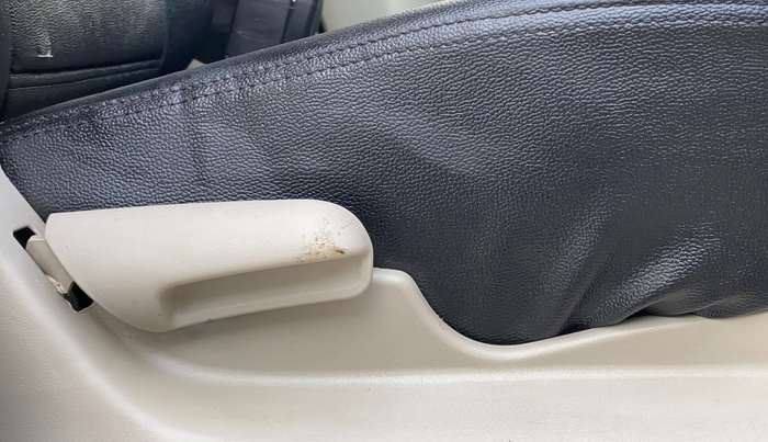 2021 Maruti Celerio VXI CNG, CNG, Manual, 34,526 km, Driver Side Adjustment Panel