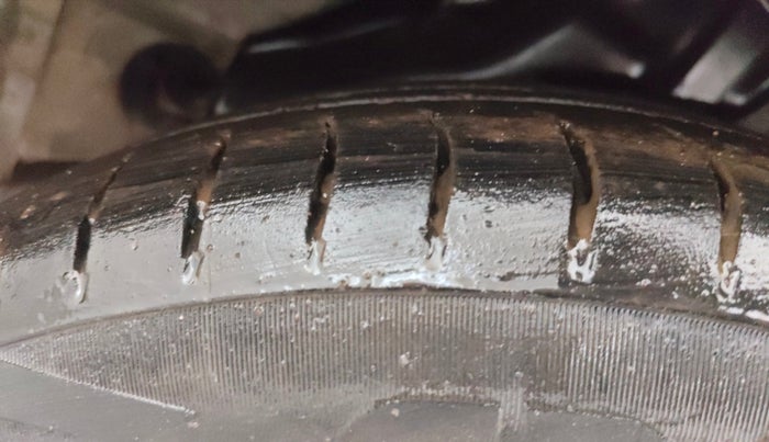 2013 Honda Amaze 1.5L I-DTEC S, Diesel, Manual, 83,596 km, Left Rear Tyre Tread