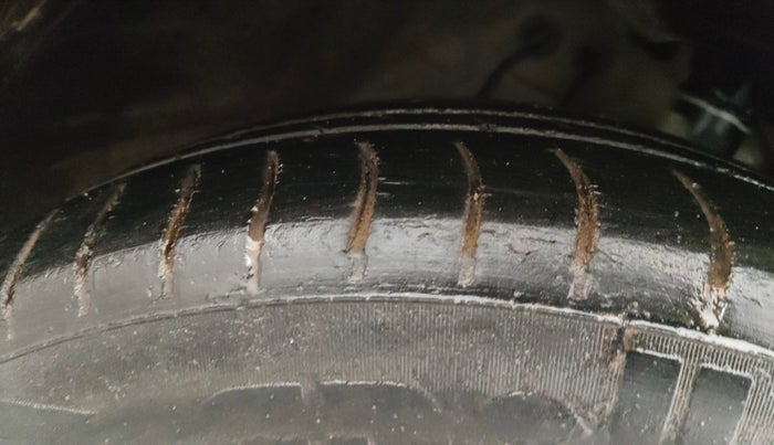 2013 Honda Amaze 1.5L I-DTEC S, Diesel, Manual, 83,596 km, Right Front Tyre Tread