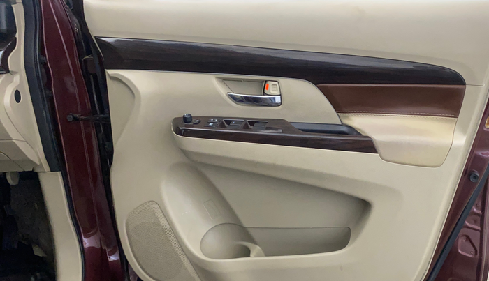 2022 Maruti Ertiga   VXI (O) CNG, CNG, Manual, 53,491 km, Driver Side Door Panels Control