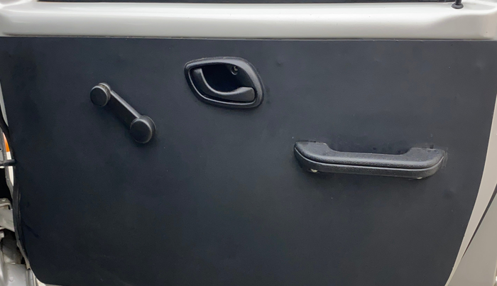 2022 Maruti Eeco 7 STR STD 1.2, Petrol, Manual, 41,911 km, Driver Side Door Panels Control