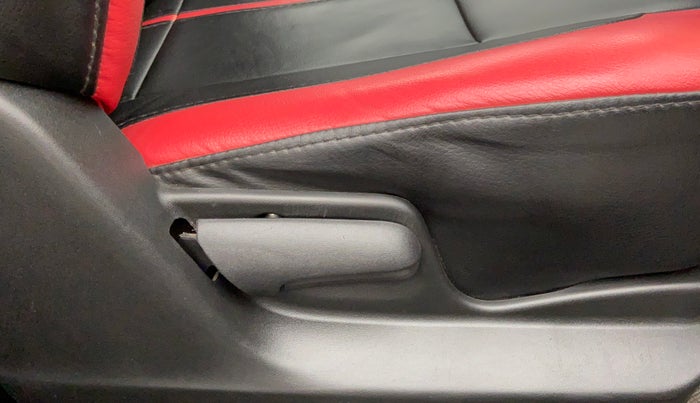 2012 Maruti Swift VXI D, Petrol, Manual, 39,308 km, Driver Side Adjustment Panel