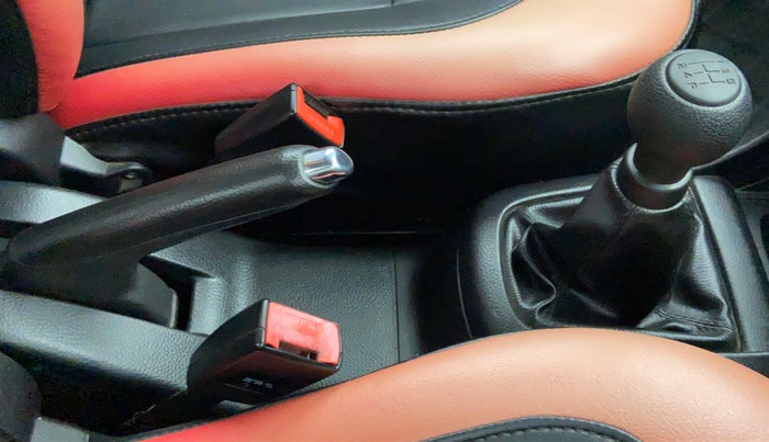 2012 Maruti Swift VXI D, Petrol, Manual, 39,308 km, Gear Lever