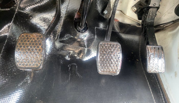 2019 Maruti Eeco 5 STR WITH A/C+HTR, CNG, Manual, 18,336 km, Pedals
