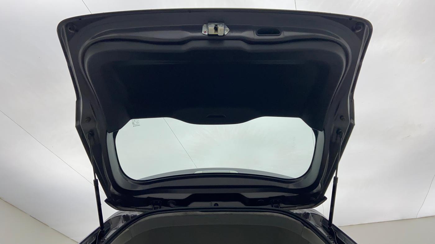 2016 Maruti Vitara Brezza VDI OPT, Diesel, Manual, 60,282 km, Boot Door Open