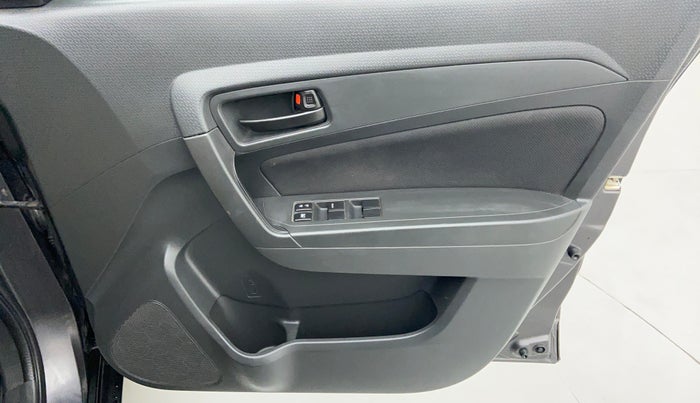 2016 Maruti Vitara Brezza VDI OPT, Diesel, Manual, 60,282 km, Driver Side Door Panels Control