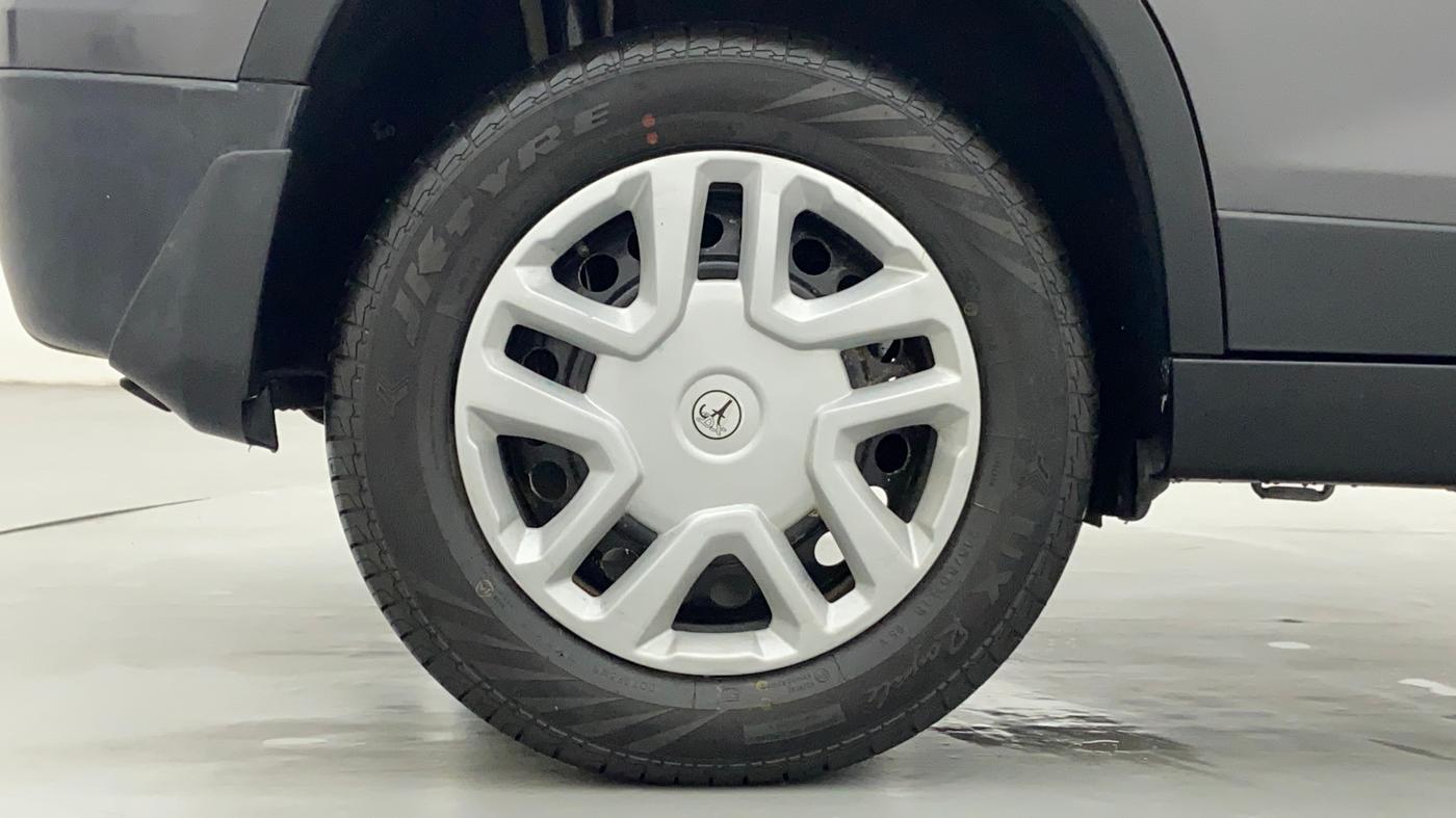 2016 Maruti Vitara Brezza VDI OPT, Diesel, Manual, 60,282 km, Right Rear Wheel